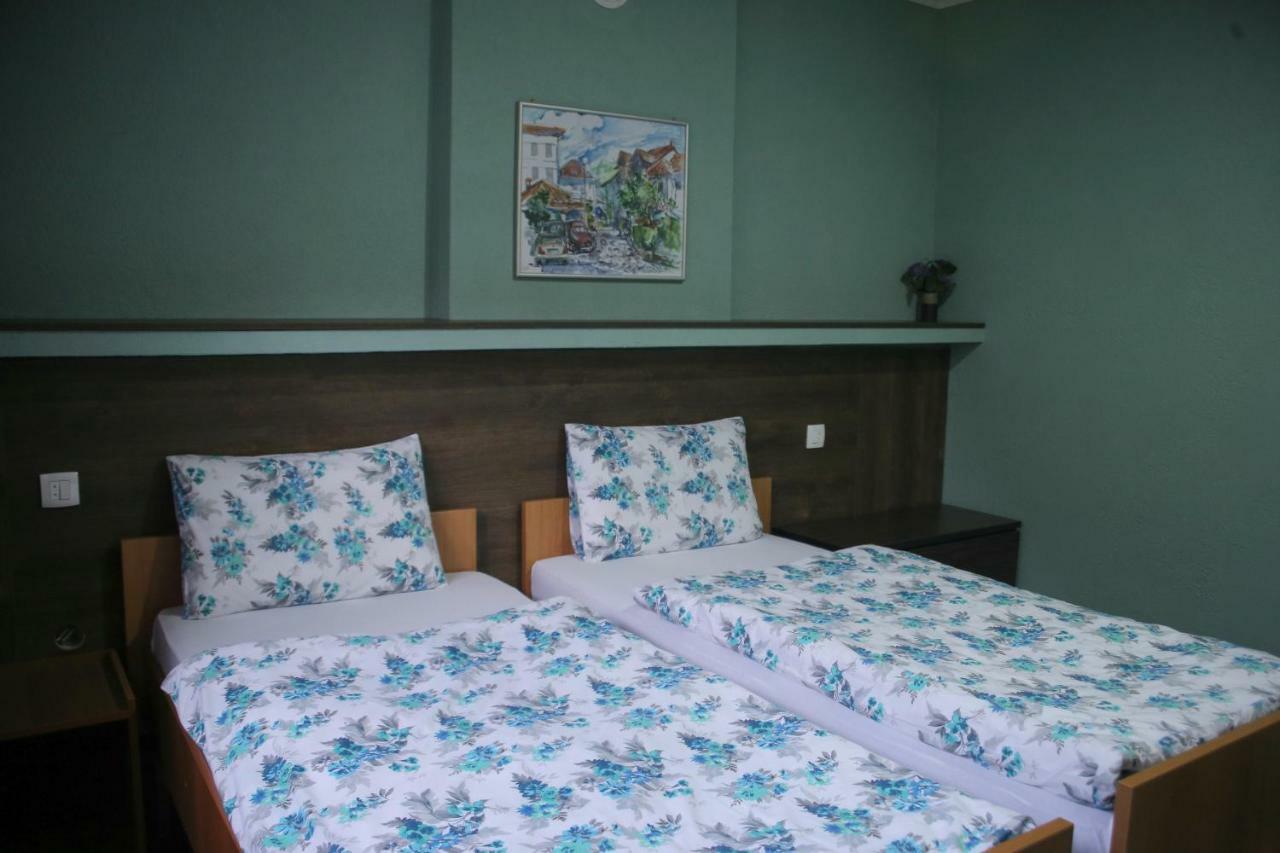 Guest House Via Bitola Ngoại thất bức ảnh